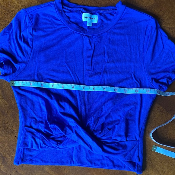 Superdown short sleeve tee Symone twist front crop top XS - Picture 5 of 10